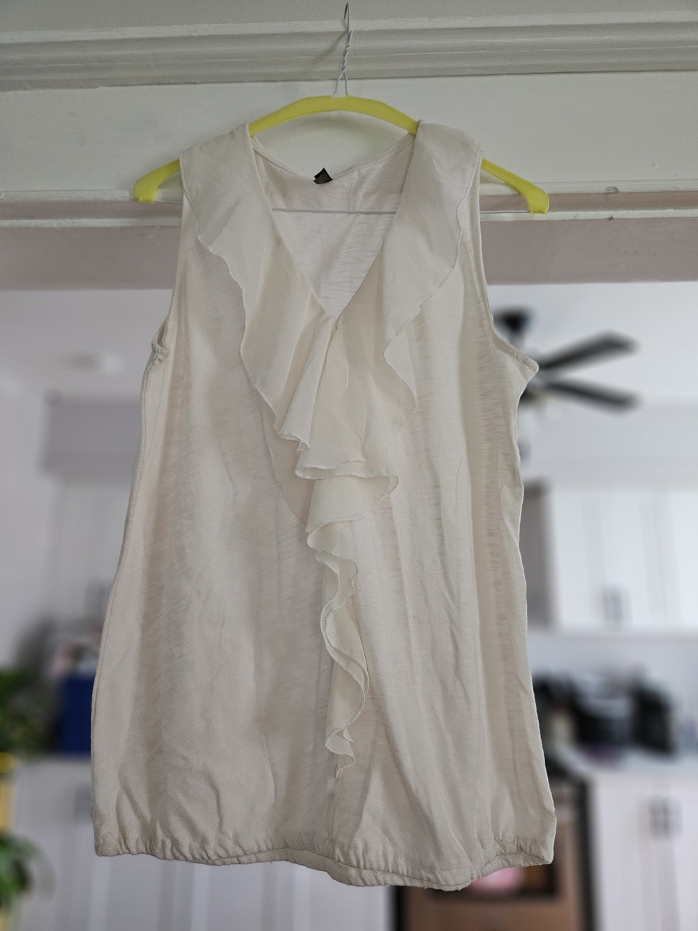 Denver Hayes Cream Ruffle Sleeveless Blouse